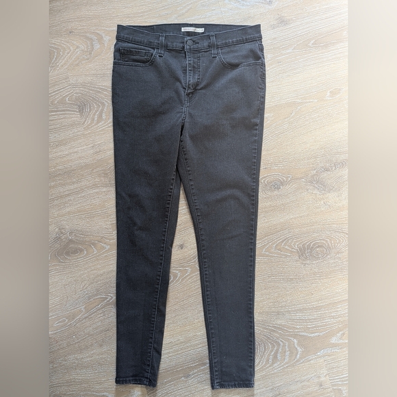 Levi's Denim - Levi's 720 High-Rise Super Skinny Jeans Black Women's 31‎